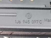 Стоп-сигнал Volkswagen Golf 4 1998г. 1J6945131C, 1J6945097C - Фото 4