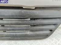 Решетка радиатора Mercedes Atego 2002г.  - Фото 2