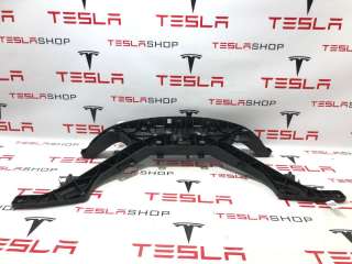 1495245-00-C,1516277-00-E Передняя панель крепления облицовки (телевизор) Tesla model Y Арт 9936024, вид 2