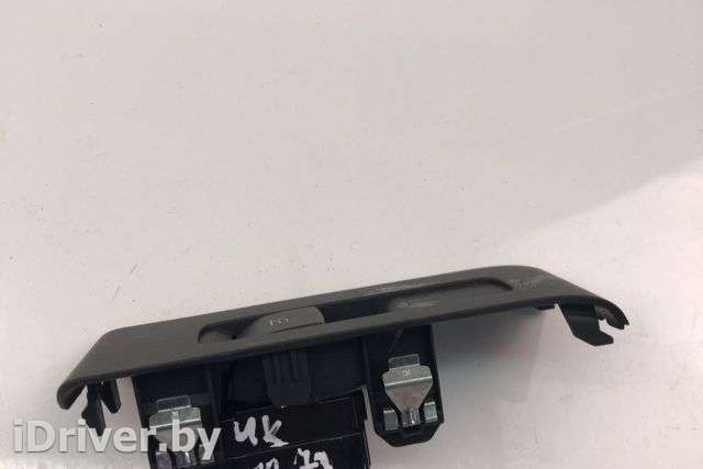 Кнопка стеклоподъемника переднего левого Volvo XC 40 2017г. 31456060 , art10295461 - Фото 1