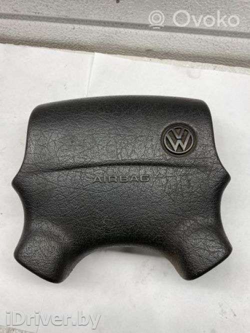 Подушка безопасности водителя Volkswagen Passat B3 1994г. 3a0880201 , artRIV11660 - Фото 1