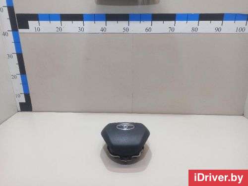 Подушка безопасности в рулевое колесо Toyota Camry XV30 2018г. 4513033650C0 - Фото 1