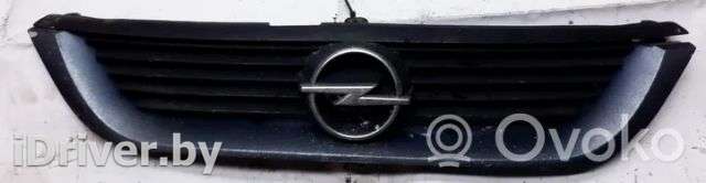 Решетка радиатора Opel Vectra B 1998г. artIMP2529337 - Фото 1