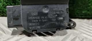 Моторчик заслонки печки Volkswagen Jetta 5 2006г. 0132801338, 983382Z-D - Фото 2