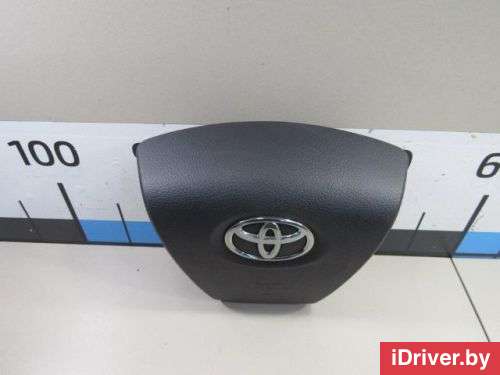 Подушка безопасности в рулевое колесо Toyota Camry XV50 2013г. 4513033490C0 Toyota - Фото 1
