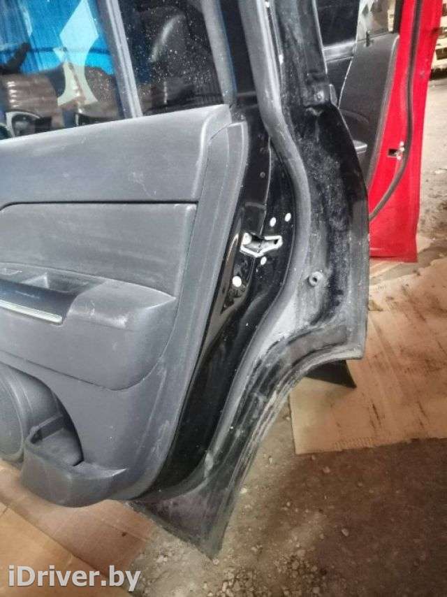 Стекло двери задней правой Jeep Compass 1 restailing 2012г.  - Фото 1