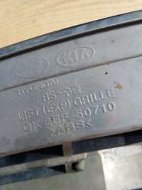 Решетка радиатора Kia Carens 2 2003г. OK2EF50710 - Фото 3