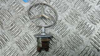  Значок на капот к Mercedes E W211 Арт 2NK03D601_A97602