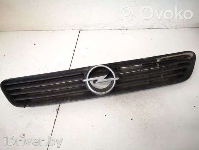 Решетка радиатора Opel Astra G 2003г. 90588120 , artIMP2246992 - Фото 1