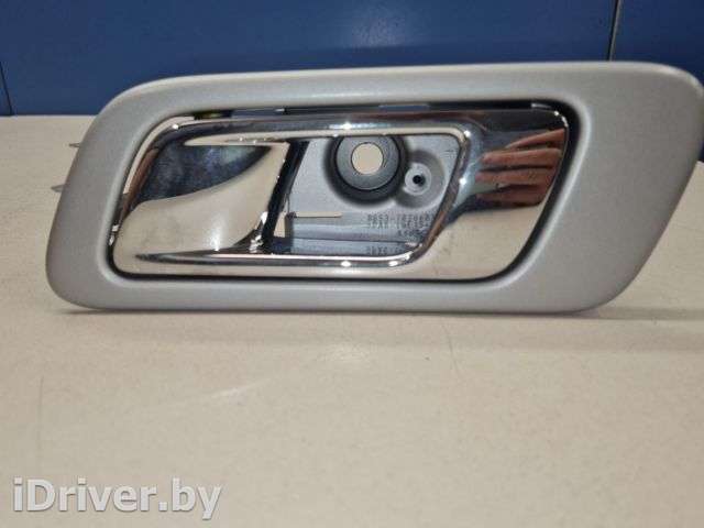 Ручка двери внутренняя задняя левая Ford Explorer 5 2010г. BB5Z7822601AA - Фото 1