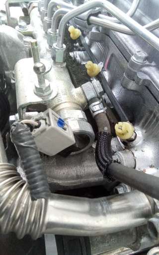  Регулятор давления топлива к Toyota Verso Арт 4A2_44190