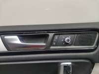 Обшивка двери (дверная карта) комплект Volkswagen Touareg 2 2012г. 7P1867011 - Фото 6