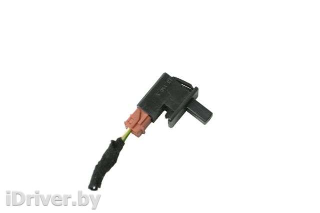Блок ручника (стояночного тормоза) Peugeot RCZ 2011г. 2254817 , art9686595 - Фото 1