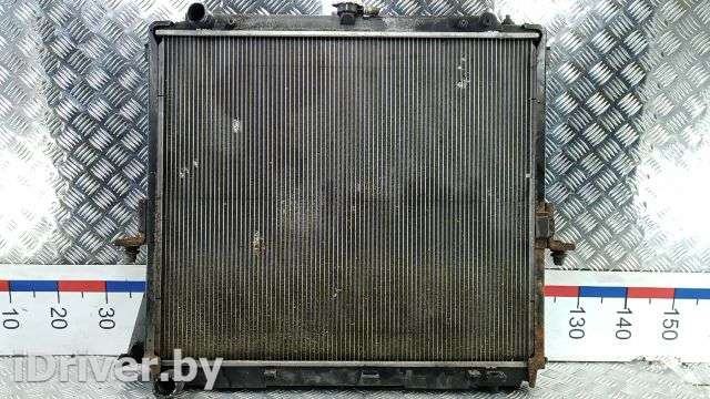 Радиатор системы охлаждения Nissan Pathfinder 3 2005г.  - Фото 1