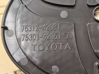 Эмблема решетки радиатора Toyota Rav 4 5  7530142051, 75301-42051, 7531242081, 75312-42081, 7530142071, 75301-42071 - Фото 9