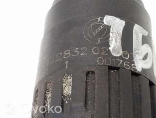 Насос (моторчик) омывателя стекла Citroen Jumper 2 2012г. d28320207 , artMIN43537 - Фото 3