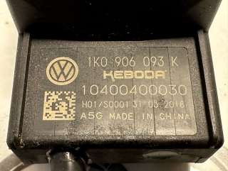 Блок управления топливным насосом Volkswagen Passat CC 2013г. 1K0906093K - Фото 5