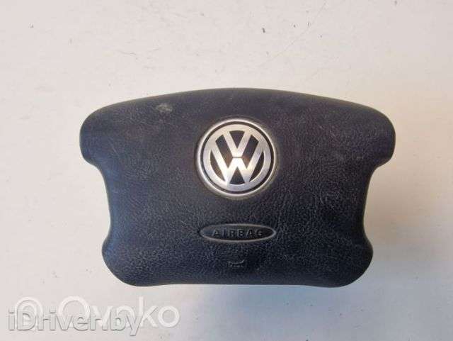 Подушка безопасности водителя Volkswagen Golf 4 2002г. 3b0880201as , artLIU12949 - Фото 1