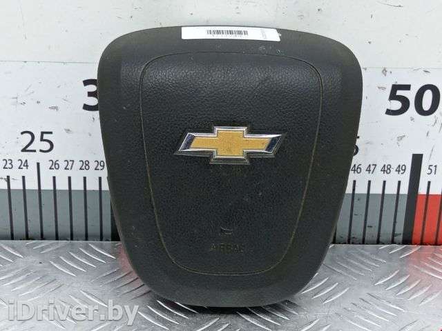 Подушка безопасности водителя Chevrolet Cruze J300 2011г. 42692125, 13286903 - Фото 1